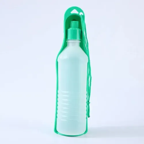 Botella bebedero, comederos y bebederos, en el petshop Mecohue de Wilde